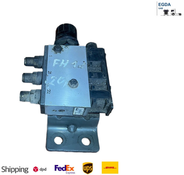 Volvo  - Vārsts: foto 1 Volvo  - Vārsts: foto 1