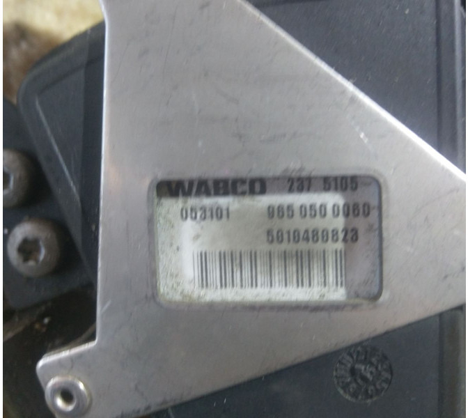 Wabco PREMIUM - Pedālis: foto 2 Wabco PREMIUM - Pedālis: foto 2