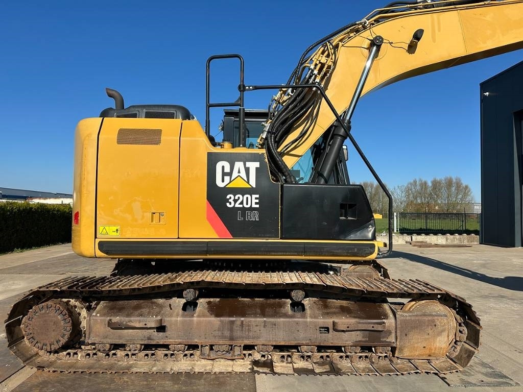 CAT 320 E - Kāpurķēžu ekskavators: foto 3 CAT 320 E - Kāpurķēžu ekskavators: foto 3