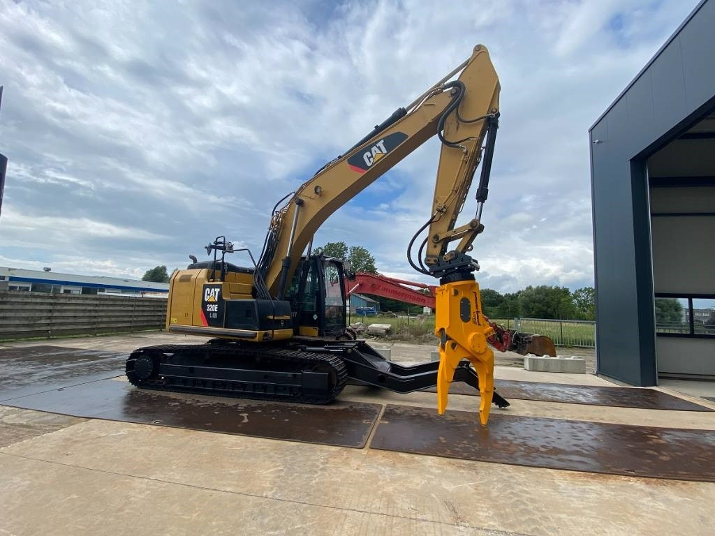 CAT 320 EL LR CAR DISMANTLER - Demontāžas ekskavators: foto 3 CAT 320 EL LR CAR DISMANTLER - Demontāžas ekskavators: foto 3