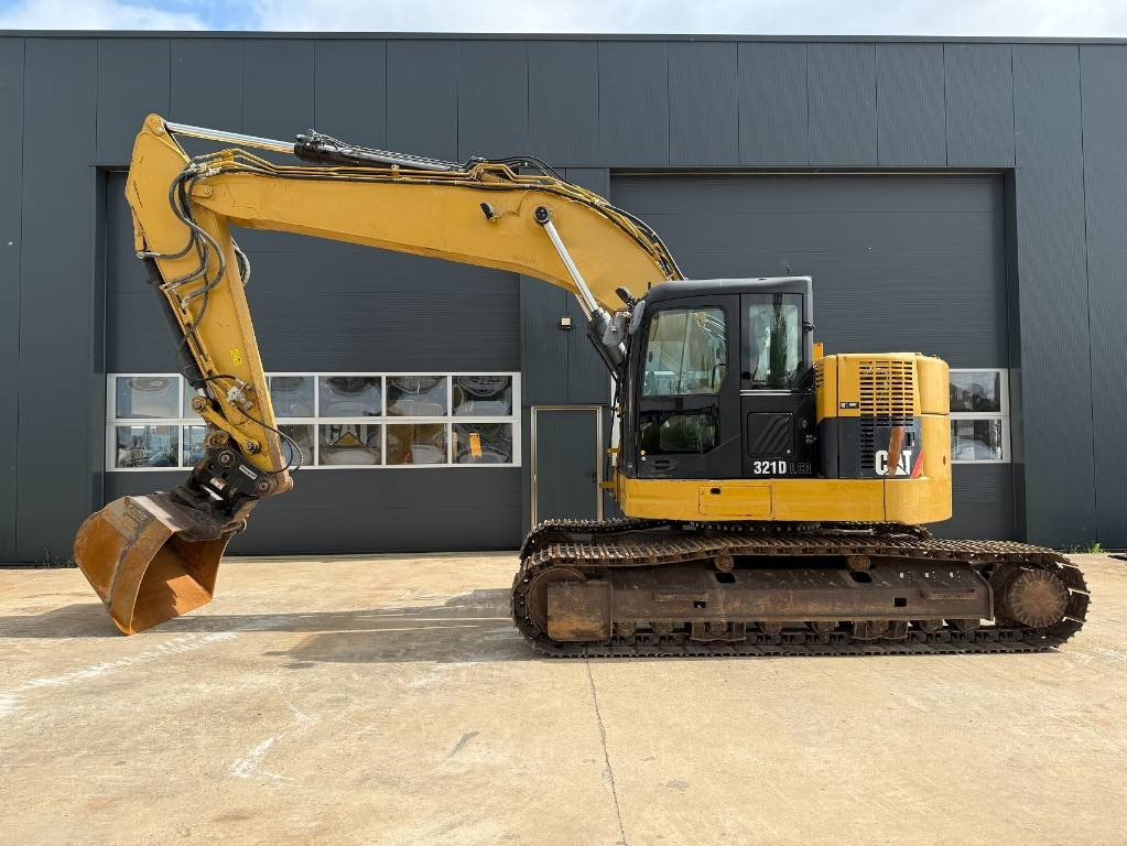 CAT 321 D LCR - Kāpurķēžu ekskavators: foto 1 CAT 321 D LCR - Kāpurķēžu ekskavators: foto 1
