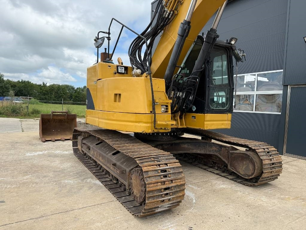 CAT 321 D LCR - Kāpurķēžu ekskavators: foto 4 CAT 321 D LCR - Kāpurķēžu ekskavators: foto 4
