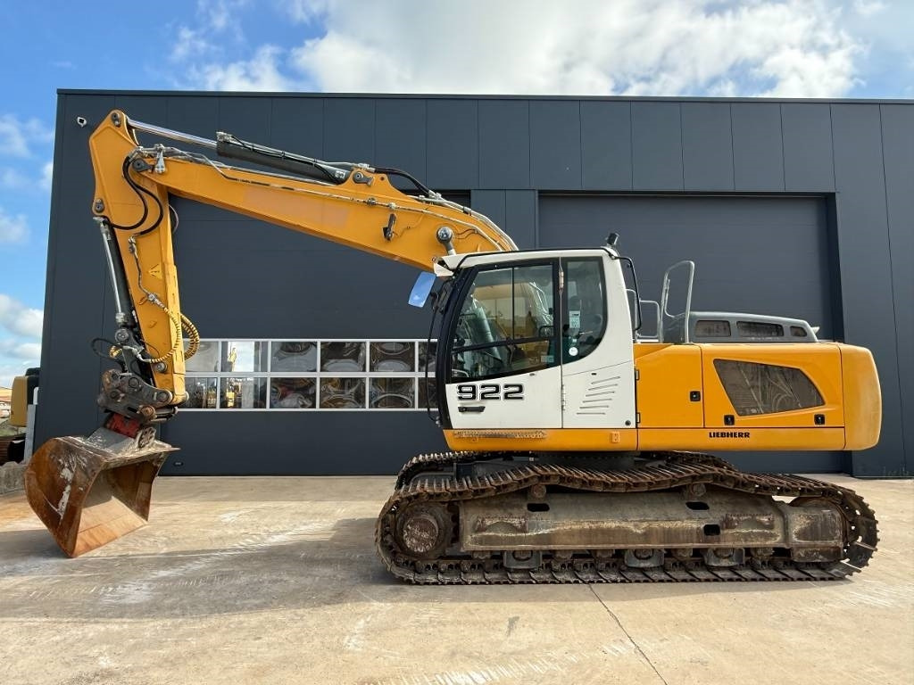 Liebherr R 922 LC - Kāpurķēžu ekskavators: foto 1 Liebherr R 922 LC - Kāpurķēžu ekskavators: foto 1