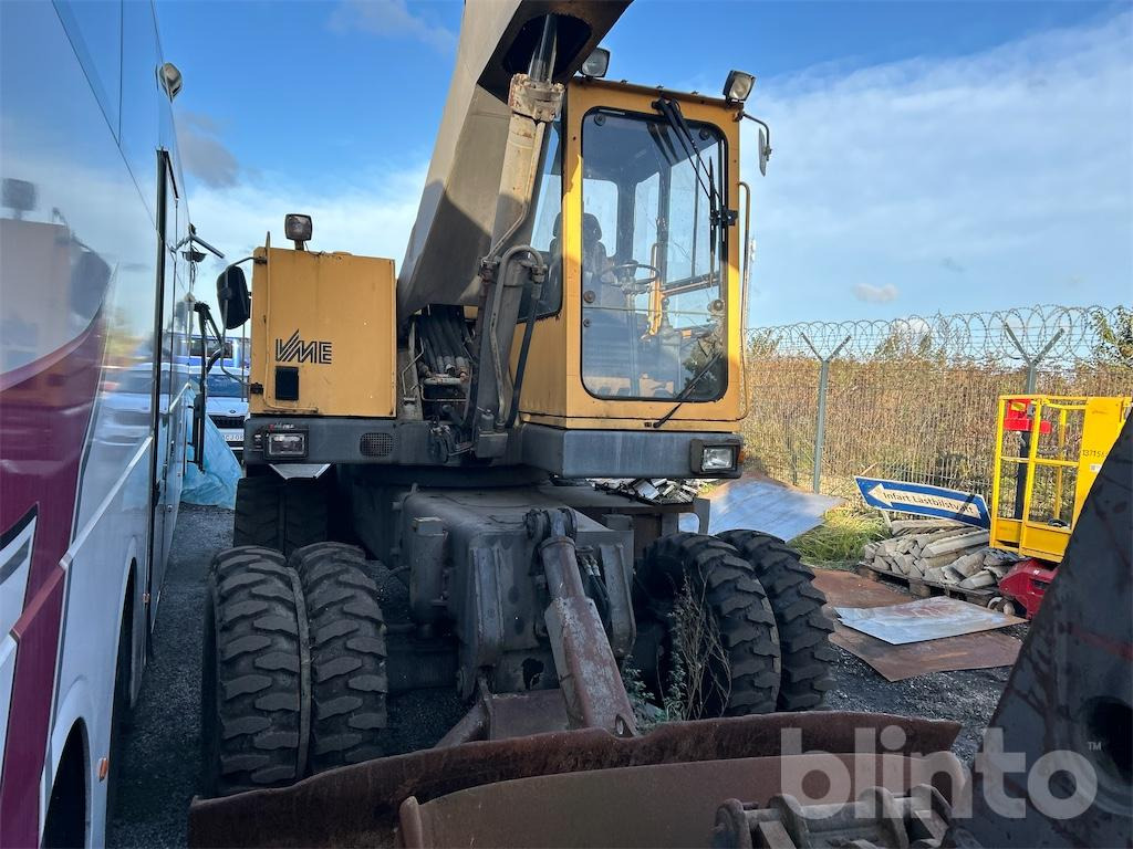 Åkerman EW230B - Riteņu ekskavators: foto 3 Åkerman EW230B - Riteņu ekskavators: foto 3