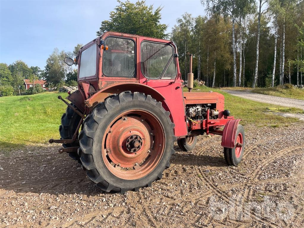 BM VOLVO 350 - Traktors: foto 3 BM VOLVO 350 - Traktors: foto 3