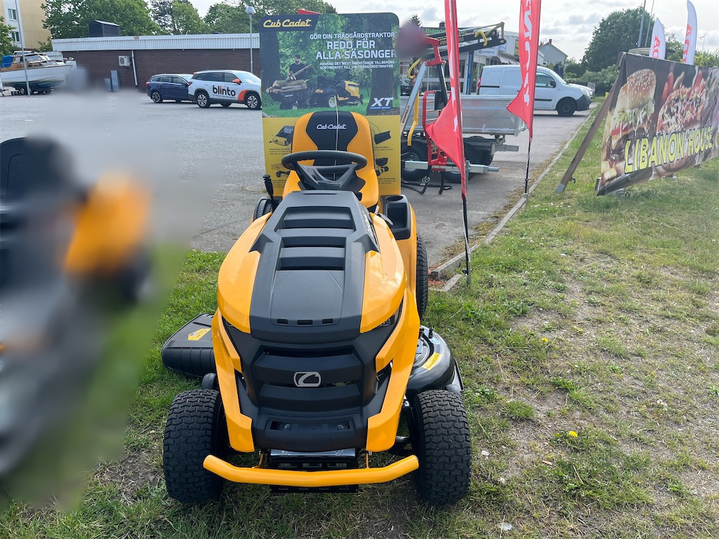 Cub Cadet XT2 PS107 - Zāles pļāvējs: foto 2 Cub Cadet XT2 PS107 - Zāles pļāvējs: foto 2