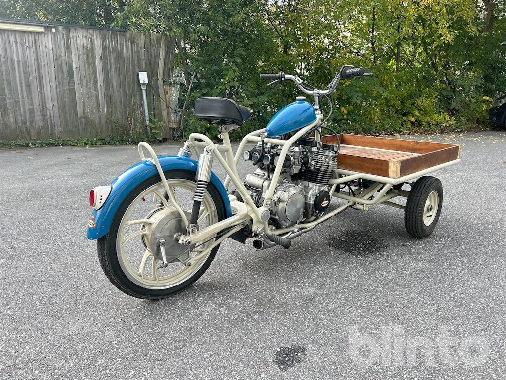 Custom - Motocikls: foto 5 Custom - Motocikls: foto 5