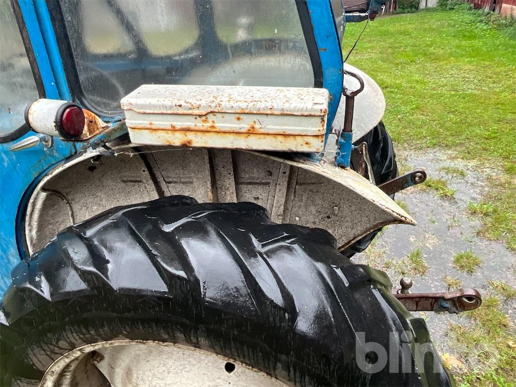 Traktors FORD 3000: foto 15