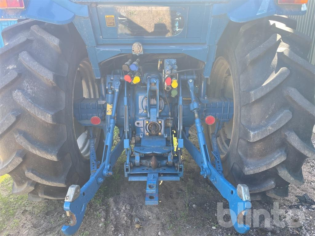 FORD 6610 4WD - Traktors: foto 5 FORD 6610 4WD - Traktors: foto 5