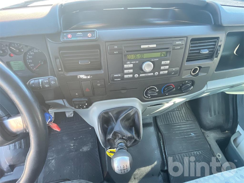 Komercauto pašizgāzējs FORD TRANSIT FME6: foto 32