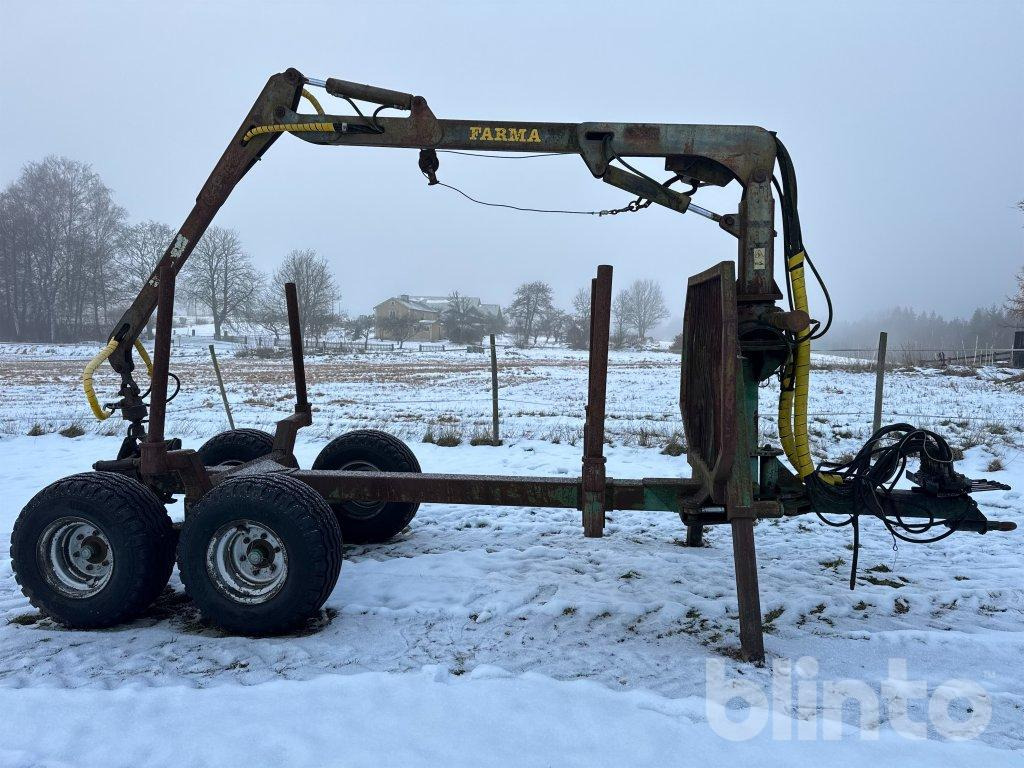 Farma 746 - Meža piekabe: foto 4 Farma 746 - Meža piekabe: foto 4