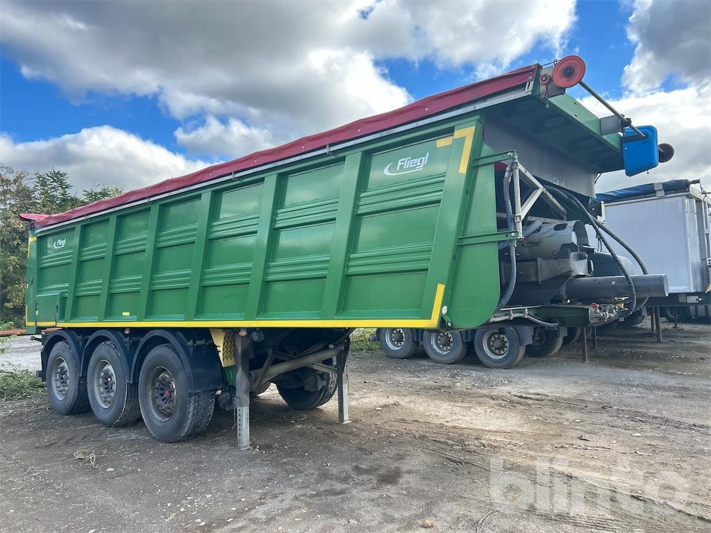 Fliegl 3 Acher Abschiebewagen/Auflieger - Lauksaimniecības piekabe: foto 2 Fliegl 3 Acher Abschiebewagen/Auflieger - Lauksaimniecības piekabe: foto 2