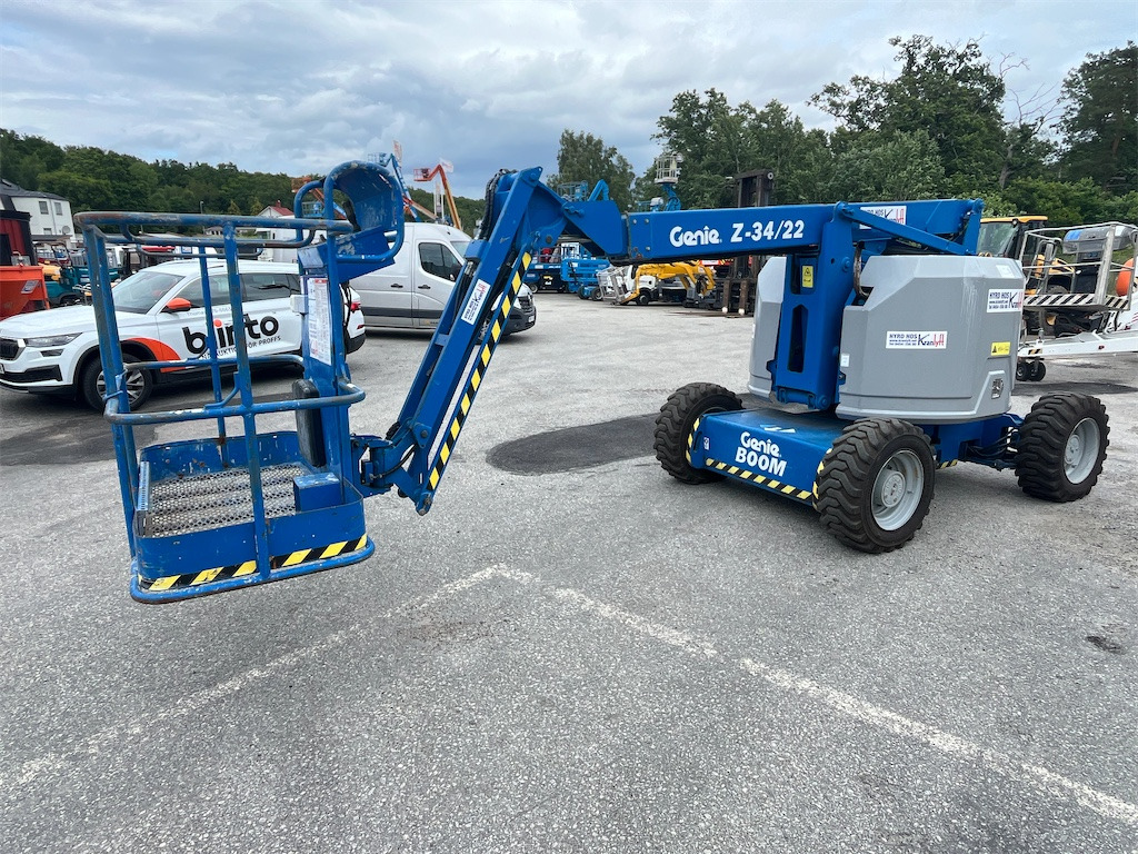 Genie Z-34/22 - Izlices pacēlājs: foto 1 Genie Z-34/22 - Izlices pacēlājs: foto 1