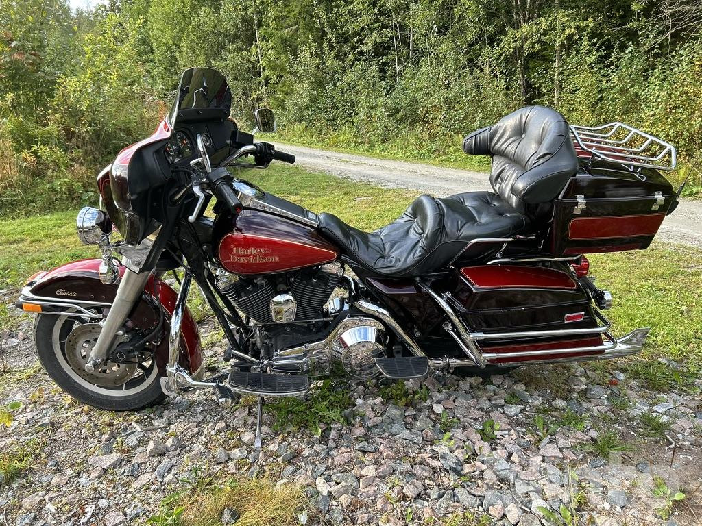 HARLEY-DAVIDSON Electra Glide Classic 1.3 V-Twin - Motocikls: foto 2 HARLEY-DAVIDSON Electra Glide Classic 1.3 V-Twin - Motocikls: foto 2