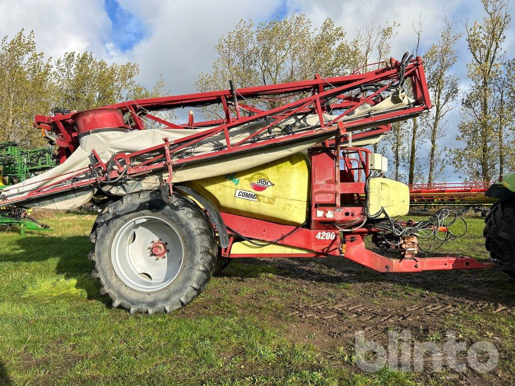 Hardi Commander 4200 Twin - Miglotājs: foto 3 Hardi Commander 4200 Twin - Miglotājs: foto 3