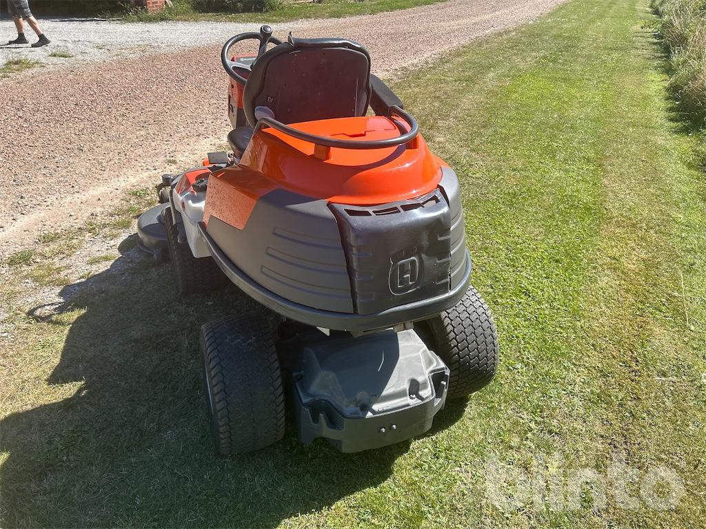 Husqvarna P524 - Zāles pļāvējs: foto 5 Husqvarna P524 - Zāles pļāvējs: foto 5
