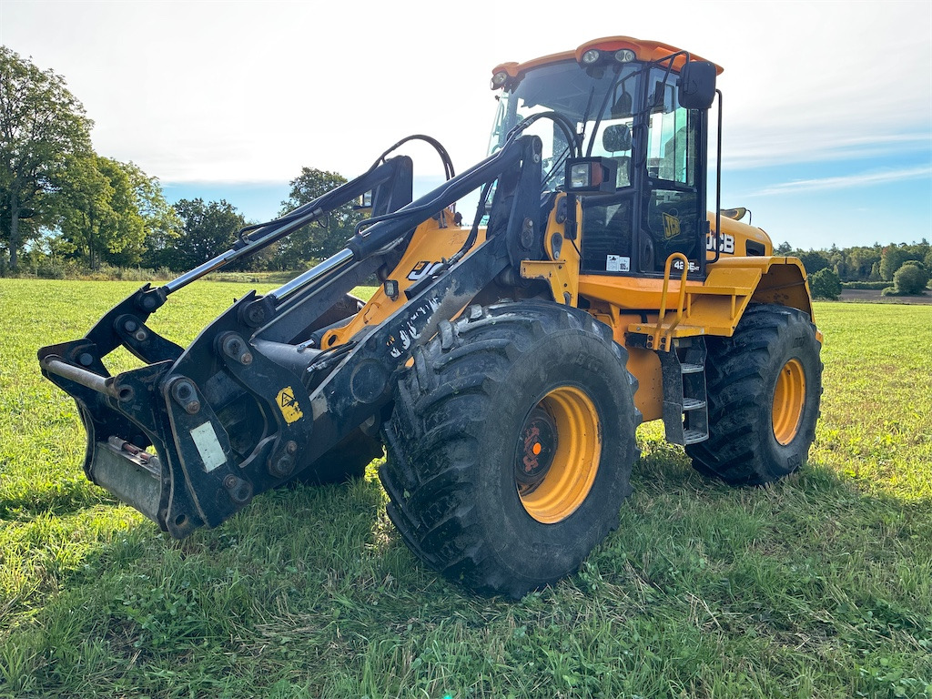 JCB 426 AGRI - Riteņu iekrāvējs: foto 1 JCB 426 AGRI - Riteņu iekrāvējs: foto 1