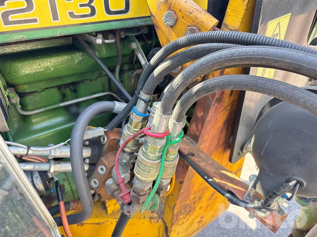 Traktors JOHN DEERE 2130: foto 12