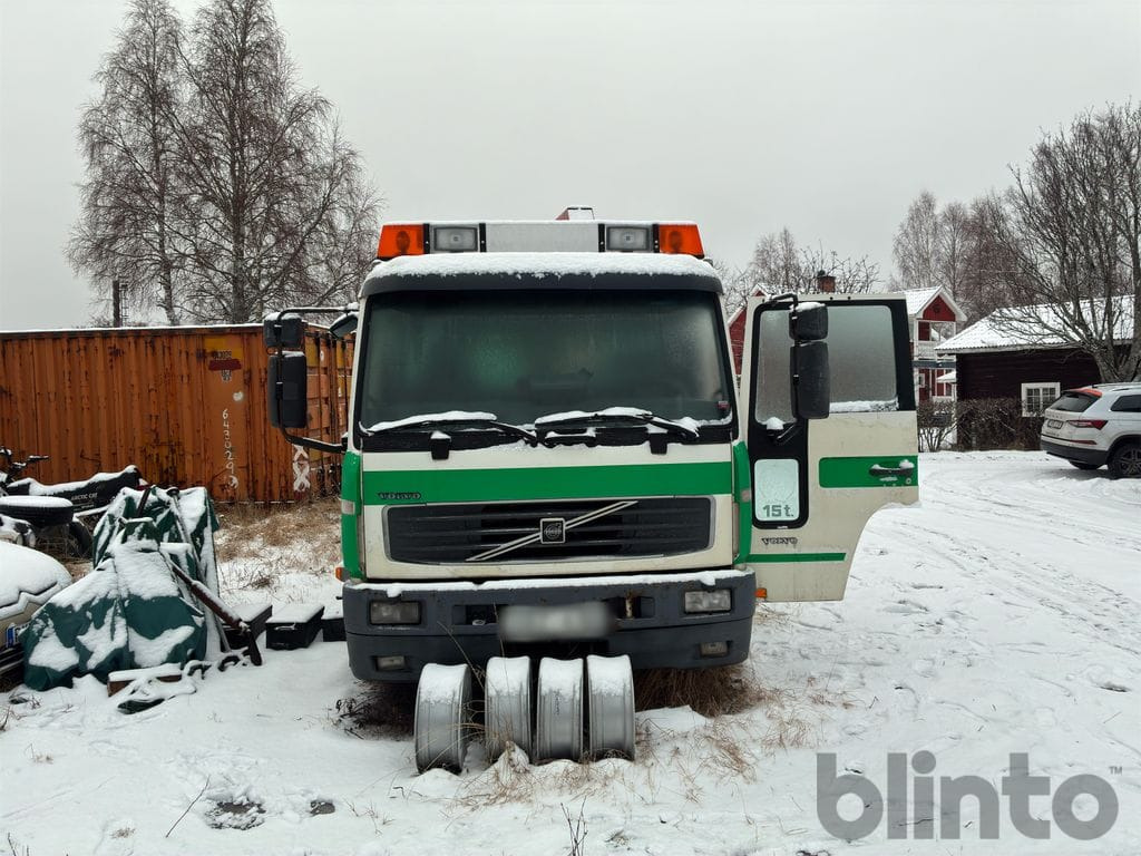 VOLVO FL 615H 4X2 - Kravas automašīna: foto 2 VOLVO FL 615H 4X2 - Kravas automašīna: foto 2