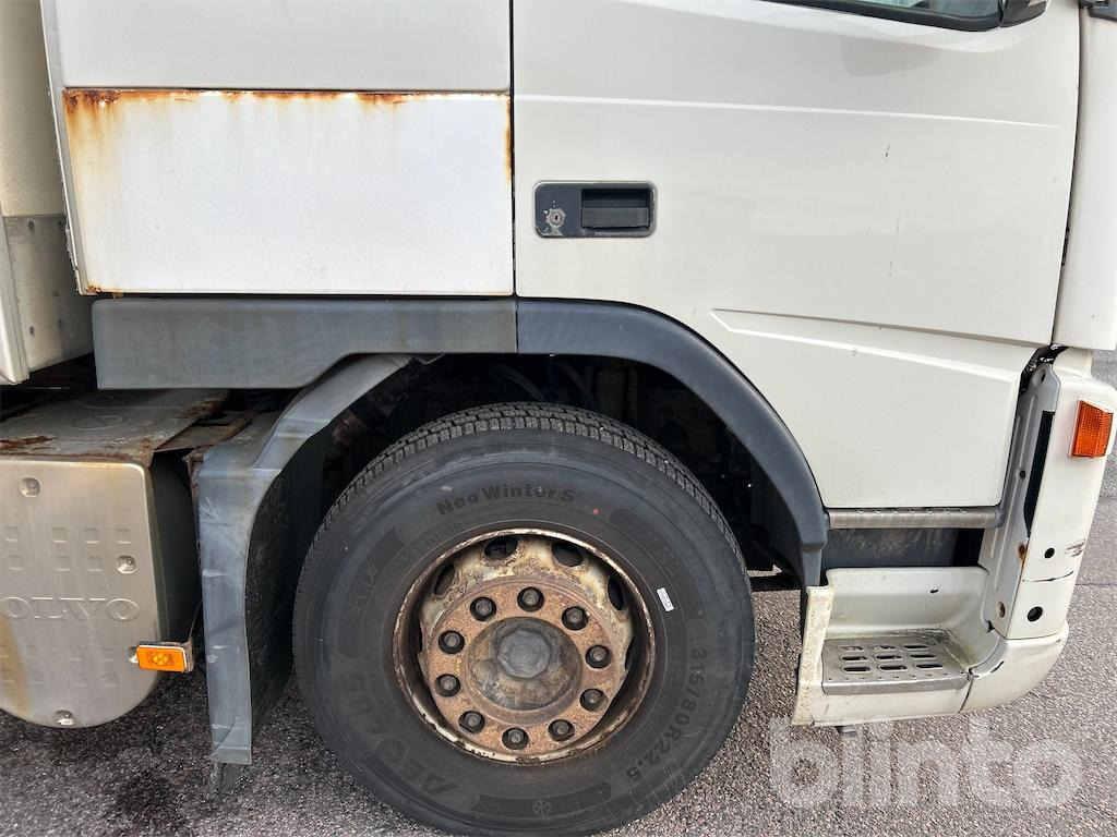 Kravas automašīna VOLVO FM-340 4X2: foto 26