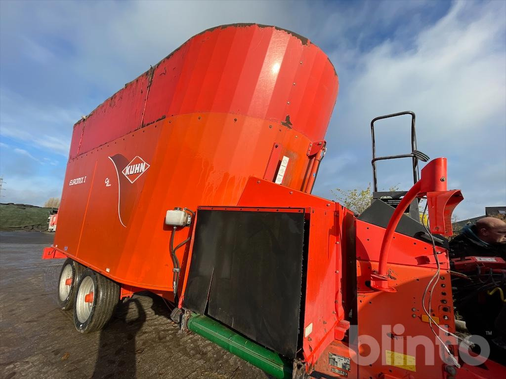Kuhn EUV 281 EUROMIX I - Lopbarības mikseris: foto 4 Kuhn EUV 281 EUROMIX I - Lopbarības mikseris: foto 4
