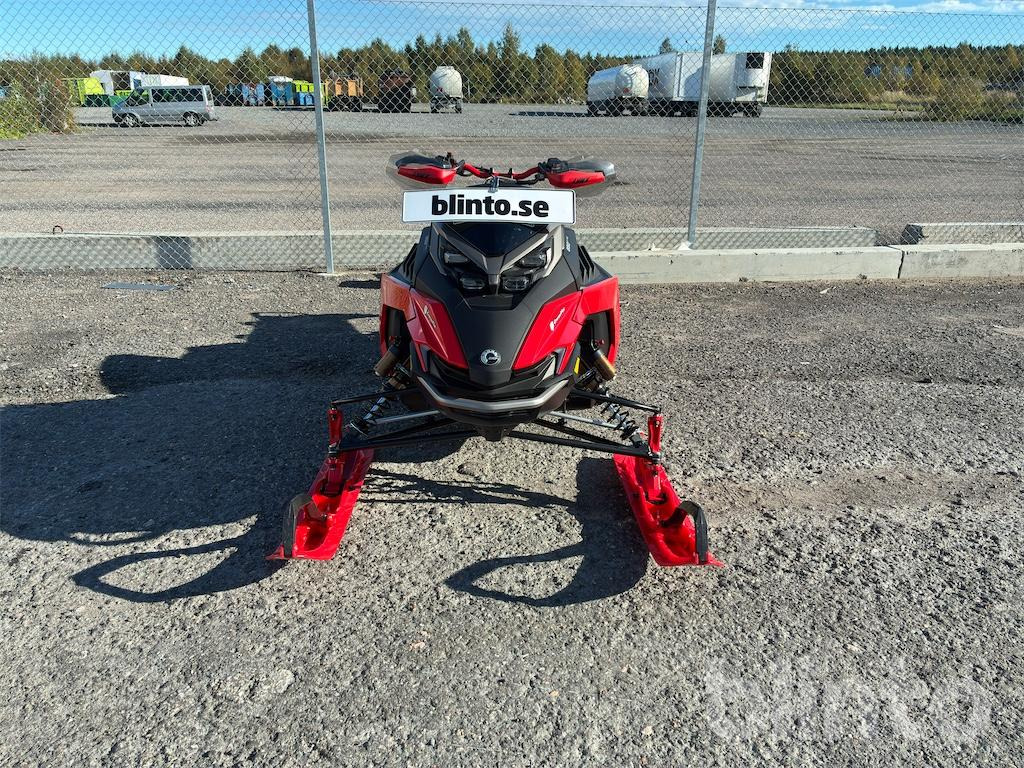 LYNX Rave 850 RE - Kvadricikls: foto 2 LYNX Rave 850 RE - Kvadricikls: foto 2