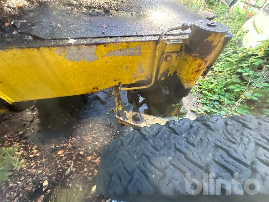 Riteņu ekskavators Liebherr A901: foto 15