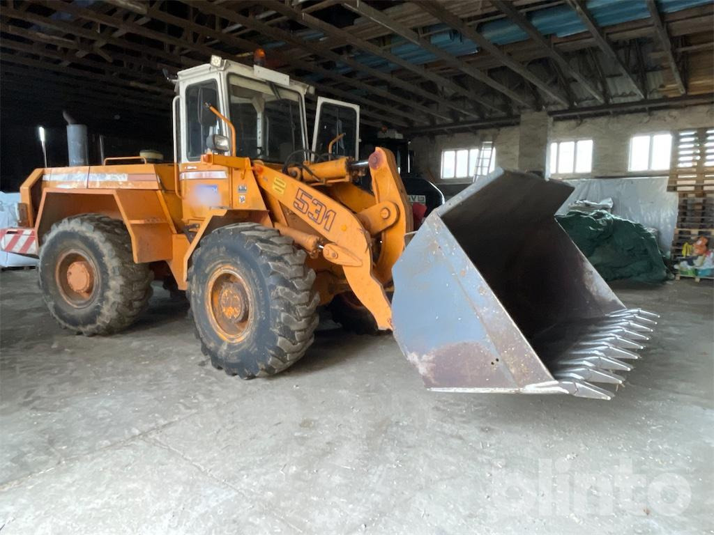 Liebherr L 531 (1994) - Riteņu iekrāvējs: foto 2 Liebherr L 531 (1994) - Riteņu iekrāvējs: foto 2