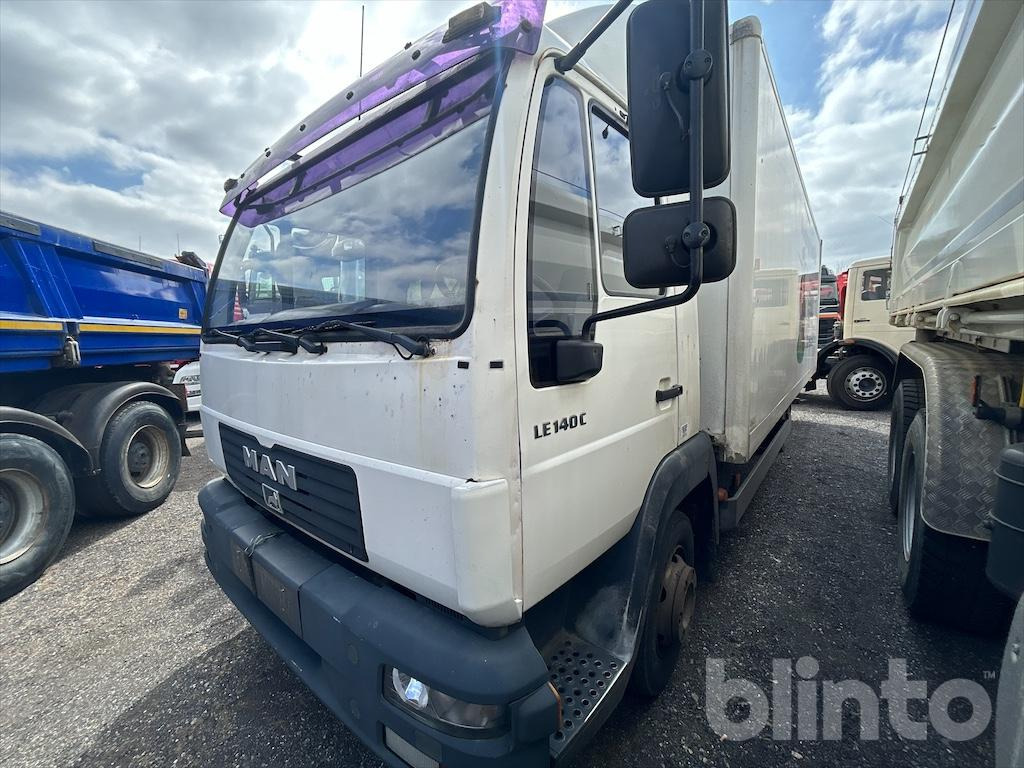 MAN 8.140 L2000 - Kravas automašīna ar slēgto virsbūvi: foto 1 MAN 8.140 L2000 - Kravas automašīna ar slēgto virsbūvi: foto 1