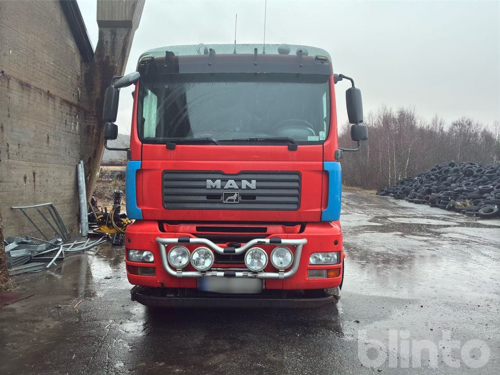 MAN TGA 35.480 8X4-4 BL - Pacēlājs ar āķi, Kravas auto ar manipulatoru: foto 2 MAN TGA 35.480 8X4-4 BL - Pacēlājs ar āķi, Kravas auto ar manipulatoru: foto 2