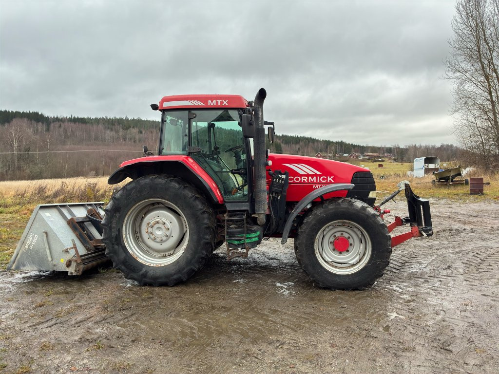 MC-CORMICK MTX 140 - Traktors: foto 4 MC-CORMICK MTX 140 - Traktors: foto 4