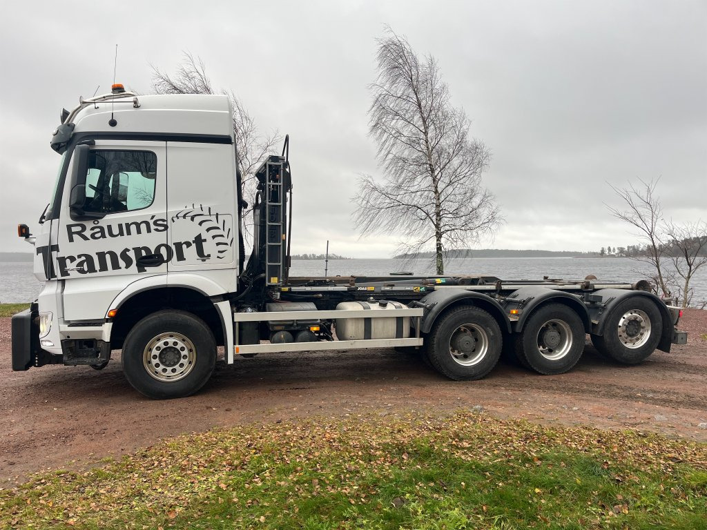 MERCEDES-BENZ Arocs 3251 8x4 - Pacēlājs ar āķi: foto 2 MERCEDES-BENZ Arocs 3251 8x4 - Pacēlājs ar āķi: foto 2