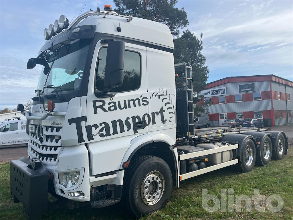 MERCEDES-BENZ Arocs 3251 8x4 - Pacēlājs ar āķi: foto 3 MERCEDES-BENZ Arocs 3251 8x4 - Pacēlājs ar āķi: foto 3