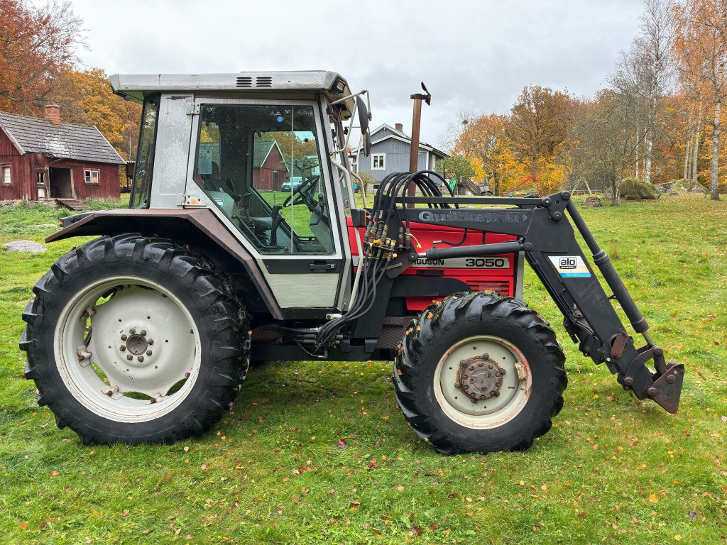 MF 3050 4WD - Traktors: foto 4 MF 3050 4WD - Traktors: foto 4