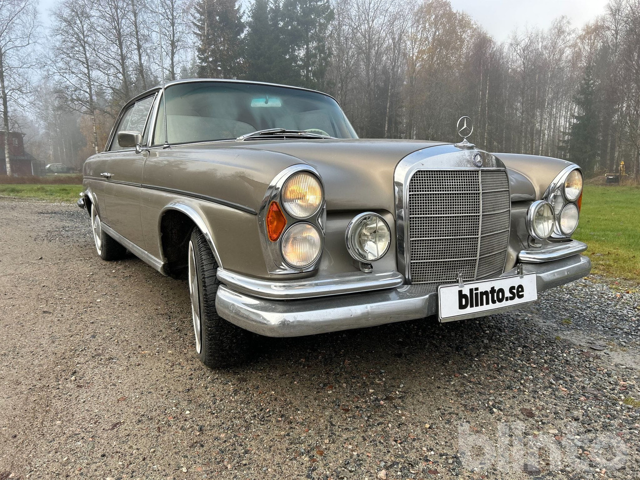 Mercedes Benz 220 SE B C - Vieglā automašīna: foto 4 Mercedes Benz 220 SE B C - Vieglā automašīna: foto 4
