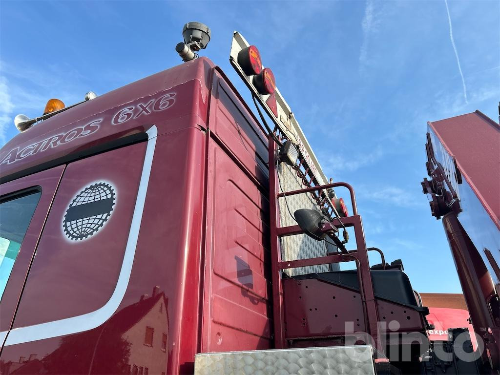 Kravas auto ar manipulatoru Mercedes Benz 3348 Actros (2001): foto 42