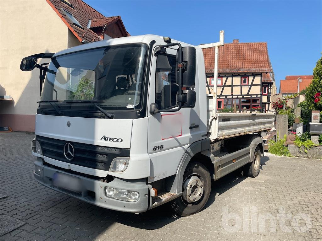 Mercedes Benz Atego (2008) - Kravas automašīna pašizgāzējs: foto 1 Mercedes Benz Atego (2008) - Kravas automašīna pašizgāzējs: foto 1