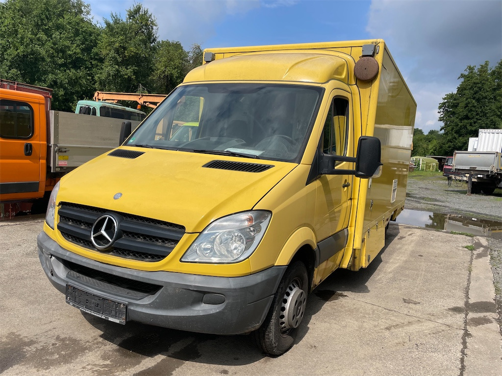 Mercedes Benz Sprinter - Tirdzniecības kravas automašīna: foto 1 Mercedes Benz Sprinter - Tirdzniecības kravas automašīna: foto 1