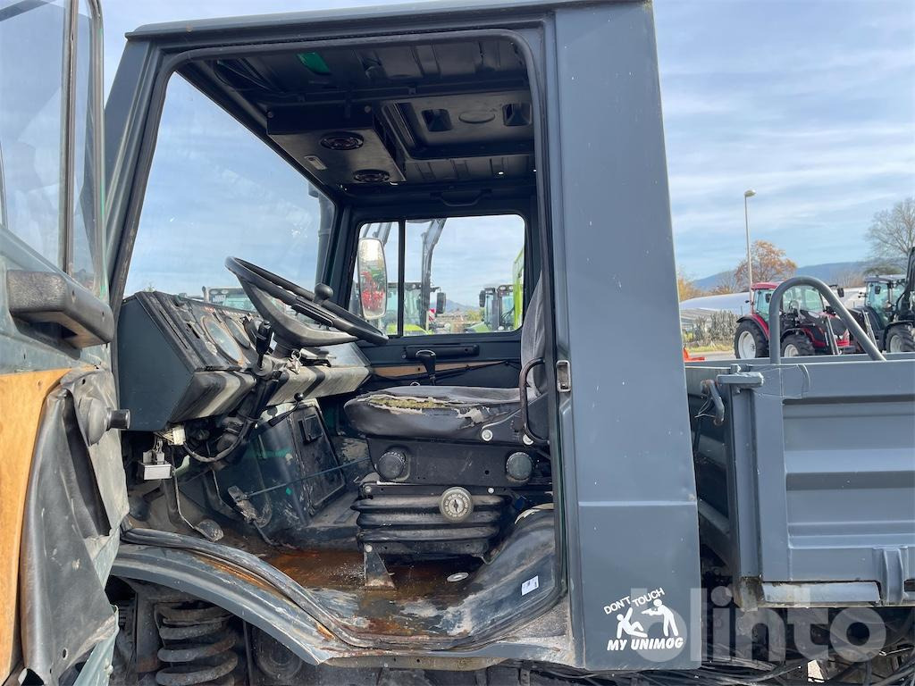 Bortu kravas automašīna/ Platforma Mercedes Benz Unimog 424 (1981): foto 31 Bortu kravas automašīna/ Platforma Mercedes Benz Unimog 424 (1981): foto 31