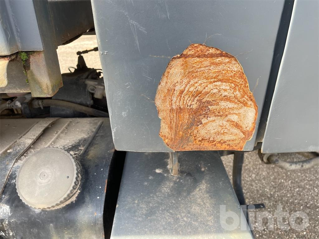 Bortu kravas automašīna/ Platforma Mercedes Benz Unimog 424 (1981): foto 20 Bortu kravas automašīna/ Platforma Mercedes Benz Unimog 424 (1981): foto 20