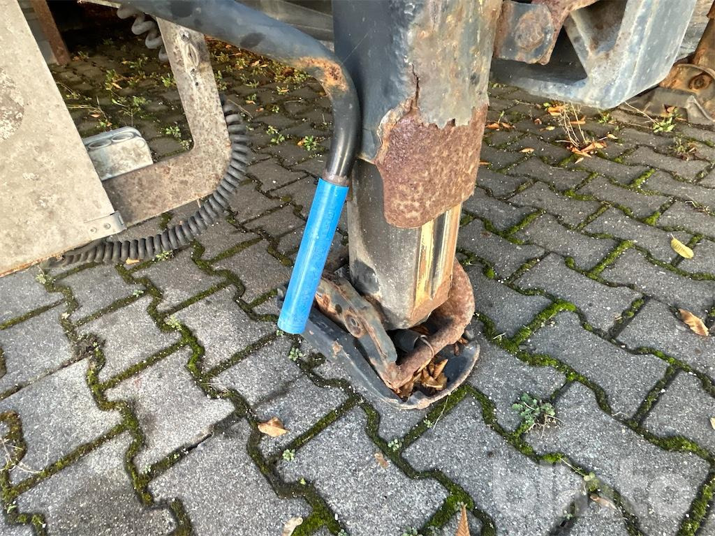 Bortu puspiekabe/ Platforma Meusburger Typ MPG-3 (2008): foto 39