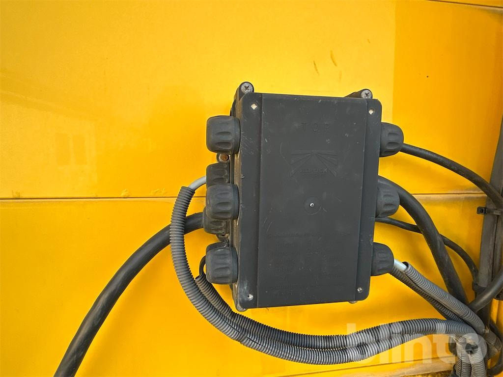 Bortu puspiekabe/ Platforma Meusburger Typ MPG-3 (2008): foto 14