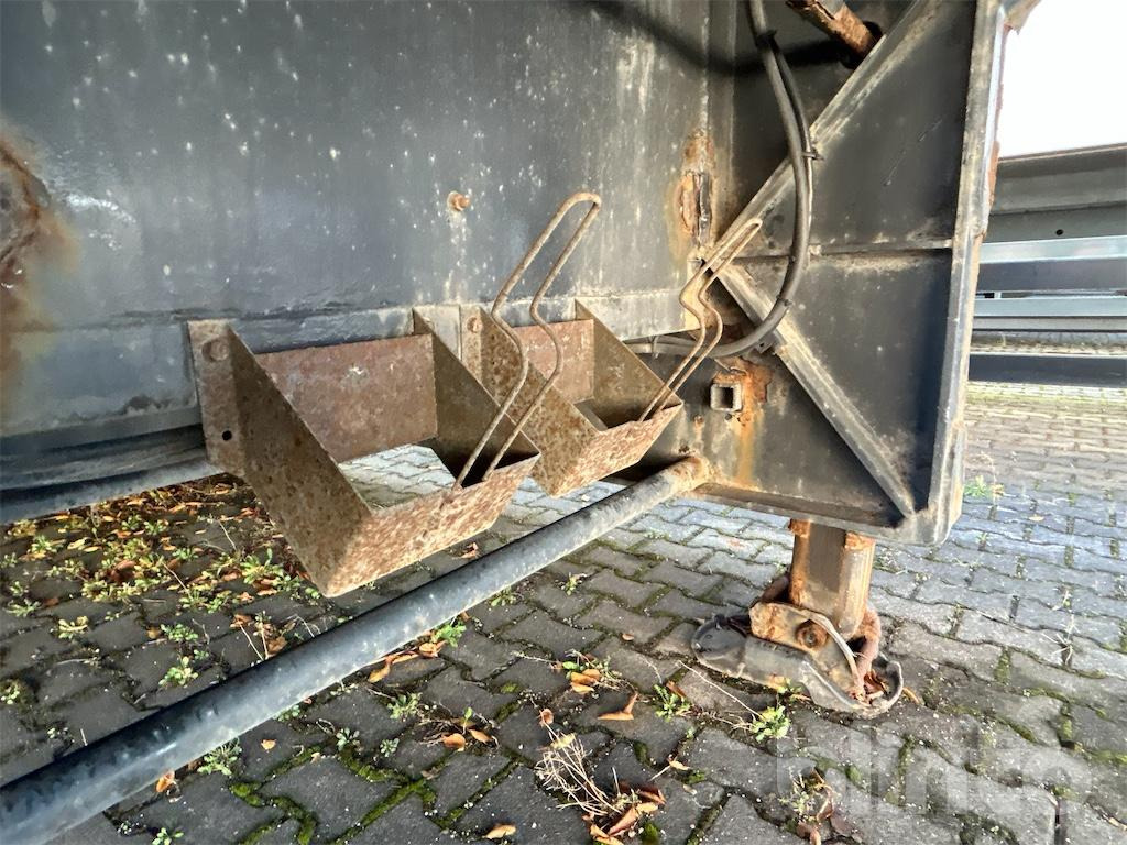 Bortu puspiekabe/ Platforma Meusburger Typ MPG-3 (2008): foto 44