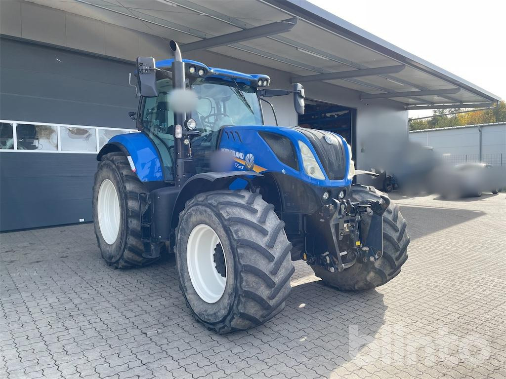 New Holland T7 195 S - Traktors: foto 2 New Holland T7 195 S - Traktors: foto 2