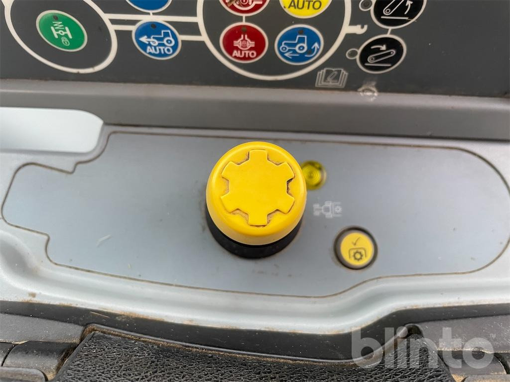 Traktors New Holland T7 230 (2018): foto 42