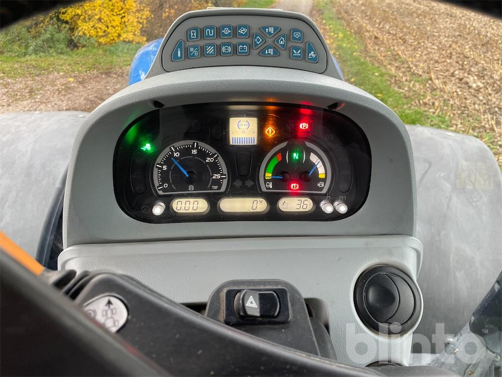 Traktors New Holland T7 230 (2018): foto 36