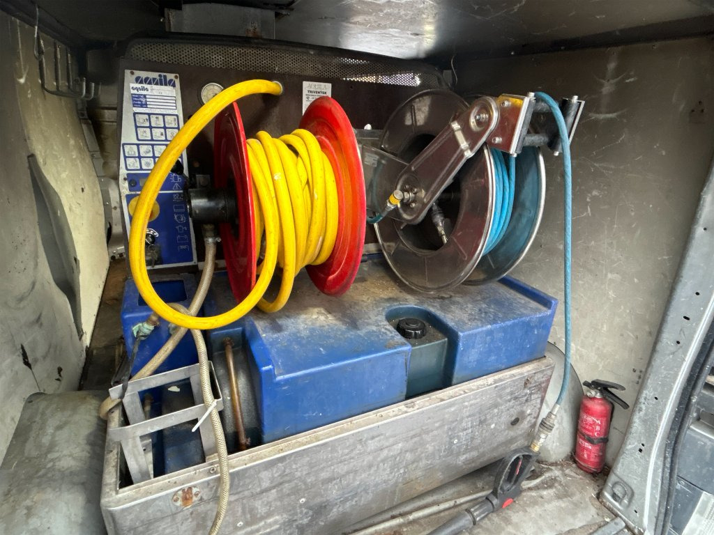 OPEL VIVARO F7 - Kravas mikroautobuss: foto 2 OPEL VIVARO F7 - Kravas mikroautobuss: foto 2