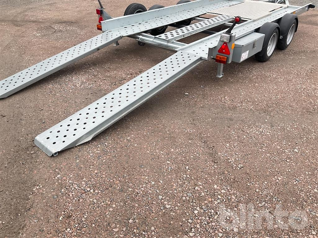 IFOR WILLIAMS - Piekabe: foto 4 IFOR WILLIAMS - Piekabe: foto 4