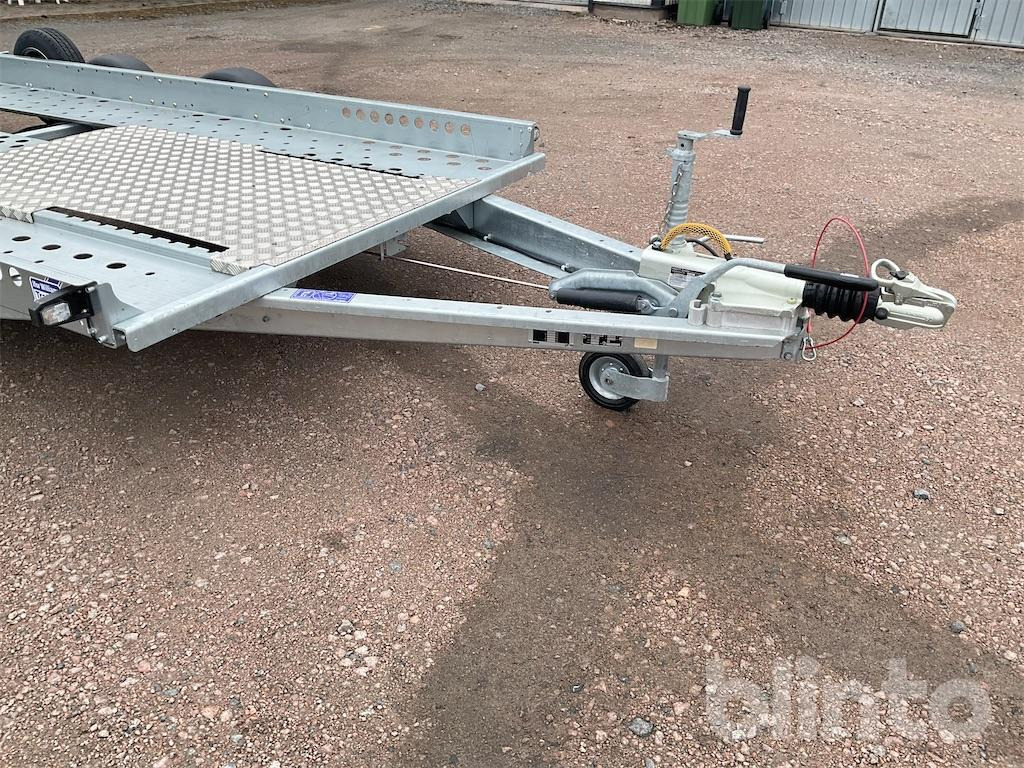 IFOR WILLIAMS - Piekabe: foto 5 IFOR WILLIAMS - Piekabe: foto 5