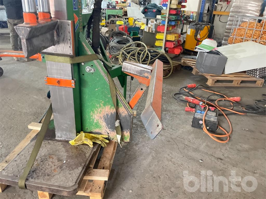 Malkas skaldītājs Posch Hydo Combi 24 (2012): foto 50 Malkas skaldītājs Posch Hydo Combi 24 (2012): foto 50